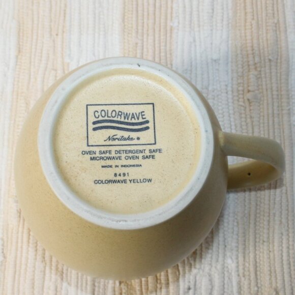 VTG NORITAKE COLORWAVE YELLOW WATER ICE PITCHER STONEWARE 56oz SPECKLED 8491 - Picture 12 of 15